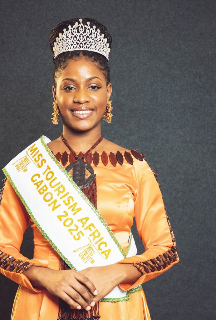 Miss tourisme gabon — Et de trois! mot de la PCO