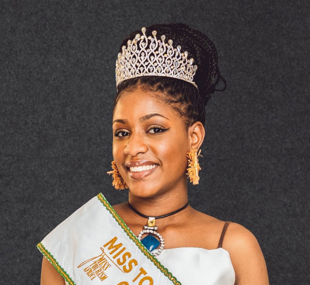 Miss tourisme gabon — Et de trois! mot de la PCO
