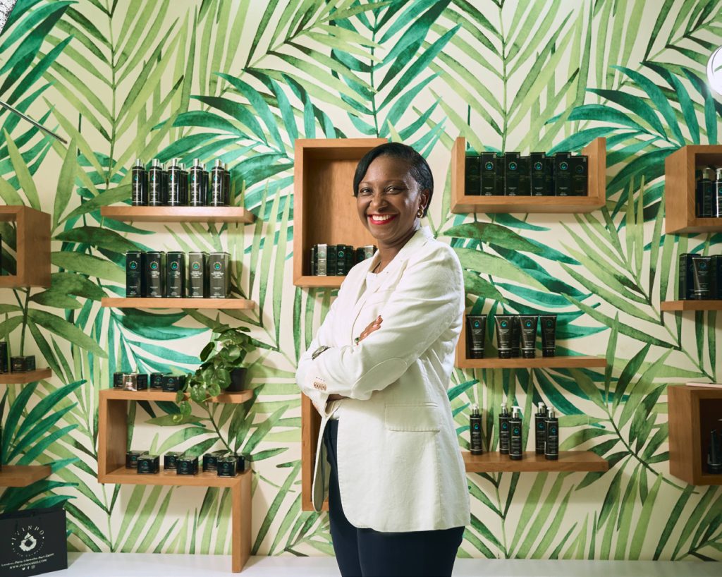 Concours miss ebene gabon — Première edition